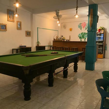 La Casa - Thakhek Pansiyon Dış mekan fotoğraf