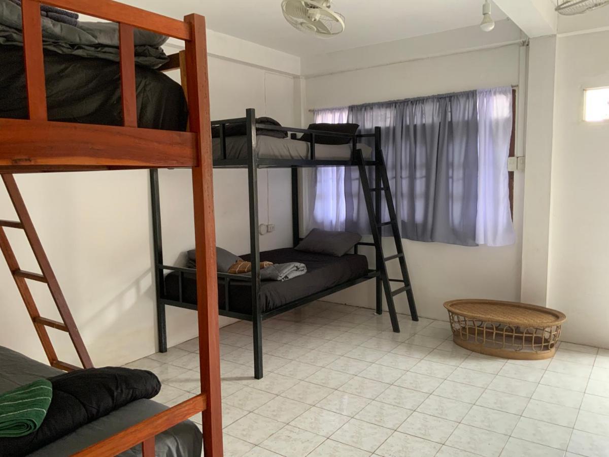 La Casa - Thakhek Pansiyon Dış mekan fotoğraf